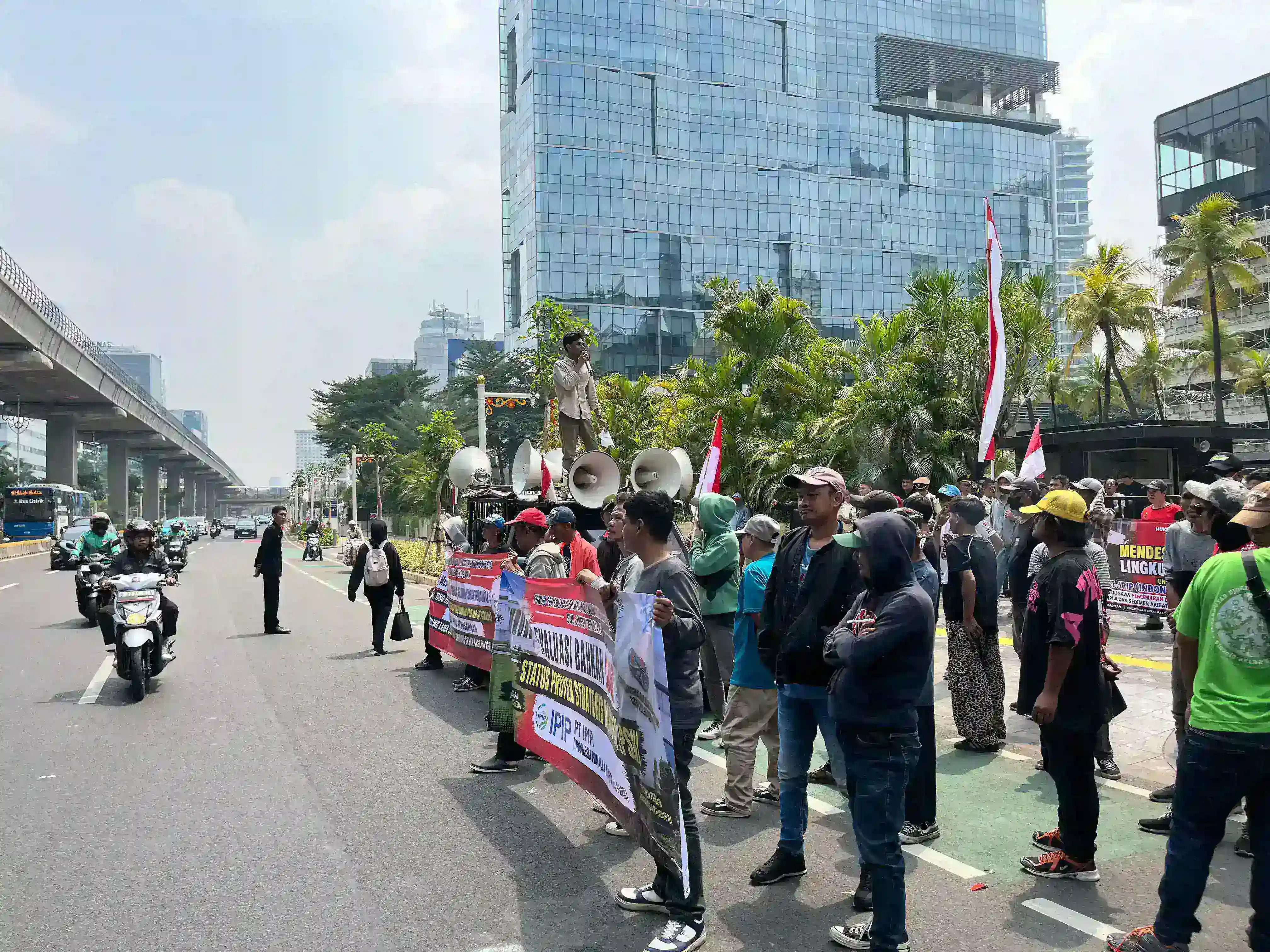 Investasi Tak Boleh Korbankan Lingkungan, FPHLI Sultra Desak KLH Periksa PT IPIP