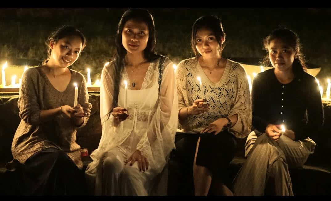 Migi Rihasalay Rayakan Tahun Baru 2026 dalam Kesederhanaan dan Doa, Nyalakan 1000 Lilin bagi Sumatra